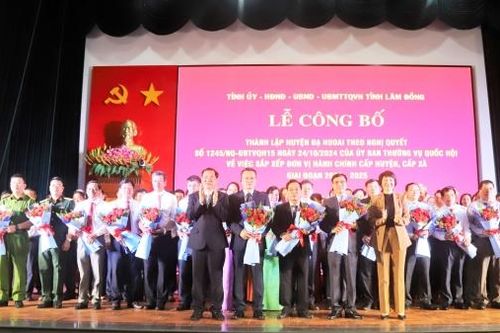 Công bố Nghị quyết của Ủy ban Thường vụ Quốc hội thành lập huyện Đạ Huoai