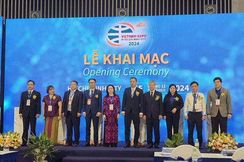 TP. Hồ Chí Minh khai mạc chuỗi triển lãm với gần 1.000 gian hàng tham gia