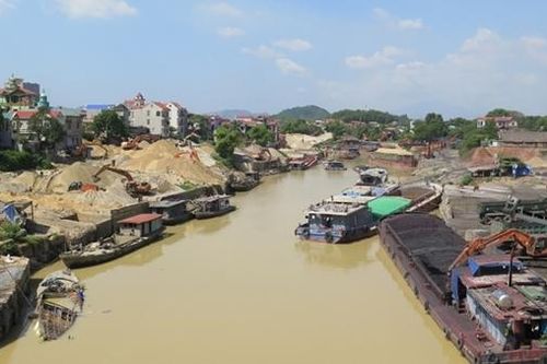 Siết quản lý hoạt động bến thủy thiếu an toàn