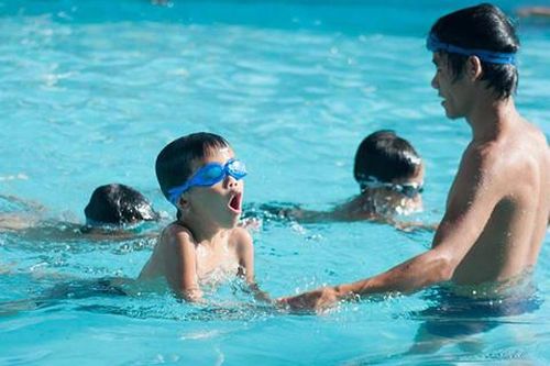 Hướng dẫn kỹ năng sinh tồn cho trẻ em