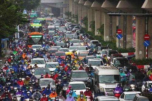Ùn tắc giao thông ở Hà Nội là do 'thả rông' phương tiện cá nhân?