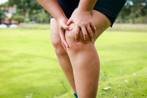 Sưng đau gối cảnh giác với rách sụn chêm khớp gối