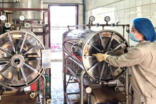 Thu lợi nhuận hàng trăm triệu đồng nhờ sáng kiến quản lý chất thải nhựa y tế