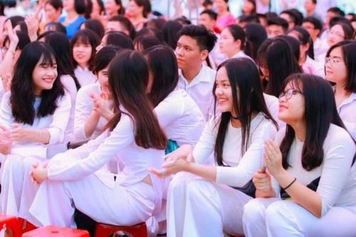 Ứng xử trong trường học: Cách nào giúp học sinh làm đúng?