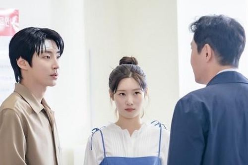 Family By Choice tập 15: Mẹ Sanha ép Joo Won chia tay Sanha vì cô 'khác người'