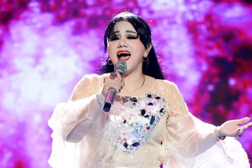 'Nữ hoàng nhạc Rock' Ngọc Ánh kể về thời mỗi ngày chỉ ngủ nhiều nhất 4 tiếng đồng hồ