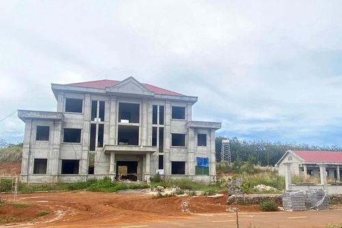 Đắk Nông: thiếu nguồn vốn, công trình thi công không đúng tiến độ