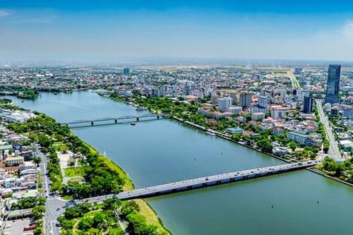 Thành phố Huế có 9 đơn vị hành chính cấp huyện, 133 đơn vị hành chính cấp xã