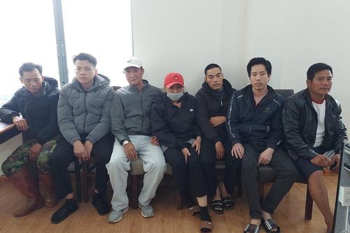 'Ổ đề' trong quán cà-phê