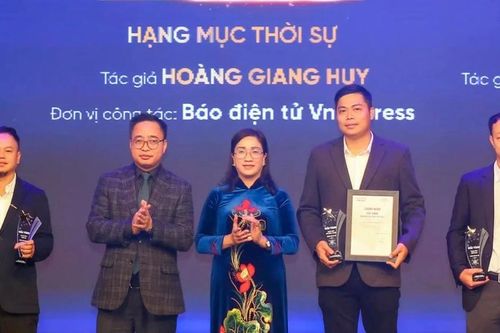 Cuộc thi ảnh khoảnh khắc báo chí: Vinh danh các tác phẩm ảnh ấn tượng