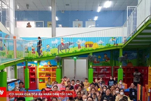 Hội Trái Tim Việt tại Mỹ trao tặng 10.000 USD hỗ trợ bệnh nhi ung thư tại Bệnh viện TW Huế