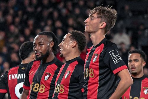 Son Heung-min bất lực, Tottenham thua sốc Bournemouth