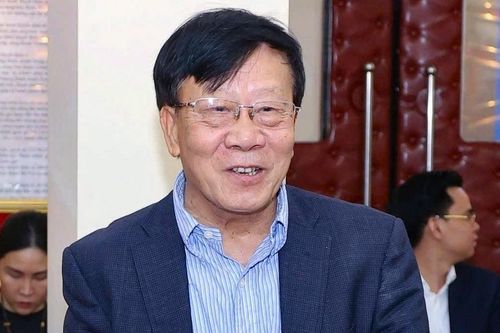 Tết bao nhiêu ngày, nghỉ hè thế nào cũng báo cáo Thủ tướng thì Bộ trưởng làm gì?