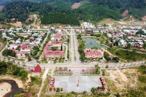 Quảng Nam lập 2 thị trấn mới, miễn nhiều loại phí xây nhà ở xã hội