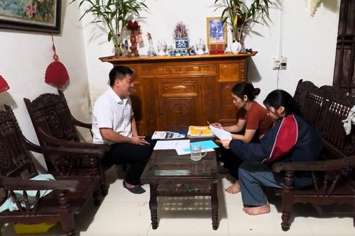 Tuyên truyền thông tin ở Lục Ngạn: Cơ hội thoát nghèo của người dân vùng cao