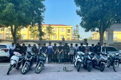 Bắt gọn nhóm thanh, thiếu niên hỗn chiến trên đường phố