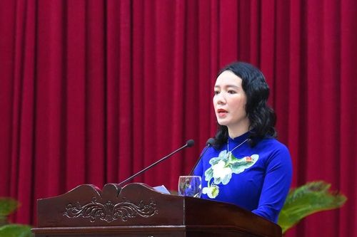 Giám đốc Sở Văn hóa và Thể thao Nghệ An đăng đàn trả lời chất vấn của đại biểu HĐND tỉnh