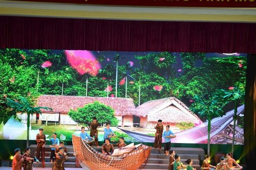 Cử tri muốn có thêm chính sách cụ thể để văn hóa là động lực cho sự phát triển của tỉnh Nghệ An
