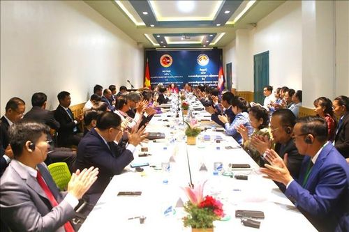 Tiếp tục vun đắp quan hệ hữu nghị truyền thống Việt Nam - Campuchia