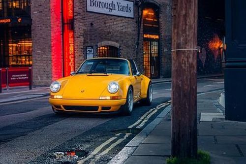 Chiêm ngưỡng siêu xe Porsche 964 Targa vừa được phục chế