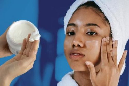 Khám phá Sandwich Skincare: Bí quyết hồi sinh làn da khô mùa đông