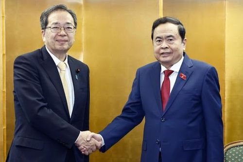 Chủ tịch Quốc hội Trần Thanh Mẫn tiếp Chủ tịch Đảng Công Minh Nhật Bản