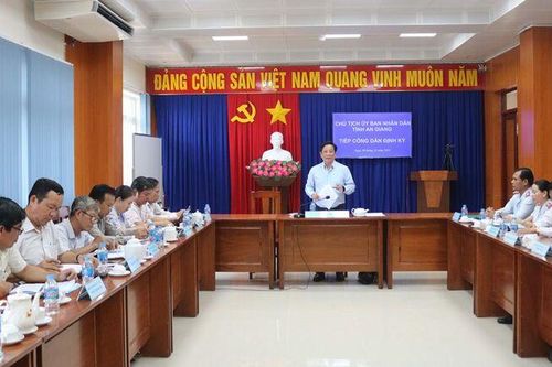 Đối thoại để giải quyết dứt điểm khiếu nại của công dân