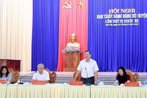 Huyện Phú Tân đánh giá thực hiện nhiệm vụ chính trị năm 2024