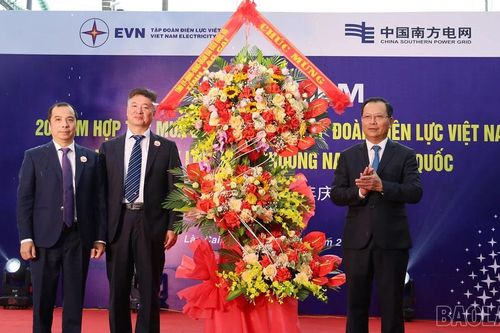 Kỷ niệm 20 năm hợp tác mua bán điện qua biên giới Việt Nam - Trung Quốc