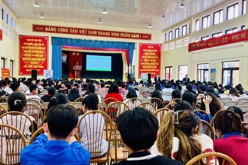 Hội nghị nói chuyện chuyên đề kiến thức về chăm sóc sức khỏe sinh sản