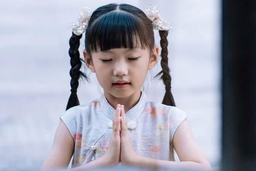 Công đức lạy Phật