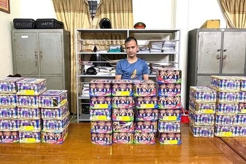 Bắt giữ đối tượng mua pháo từ Đồng Nai đưa về Hà Tĩnh tiêu thụ