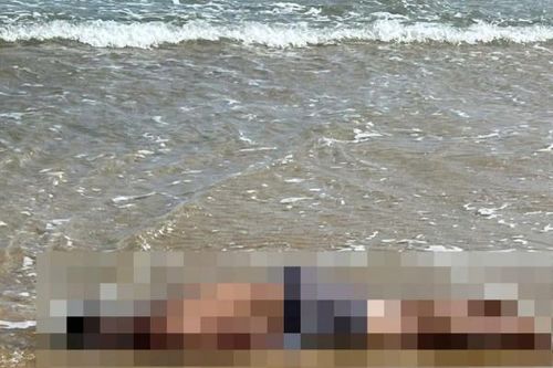 Điều tra thi thể nhân viên bảo vệ khách sạn trôi dạt trên biển Mũi Né