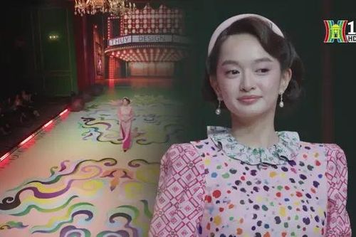 Làm mới xu hướng áo dài Le Mur thập niên 1920