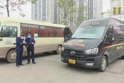 Hà Nội nghiêm cấm xe hợp đồng vào chở khách liên tỉnh