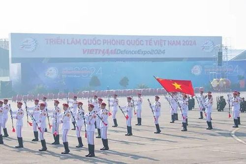 Trình diễn tinh hoa công nghệ quốc phòng