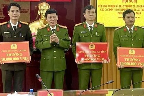 Mở rộng điều tra vụ nhóm vệ sỹ dẹp đường cho đoàn xe đám cưới
