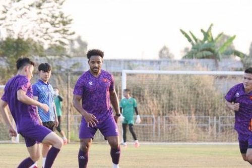 Tiền đạo Nguyễn Xuân Son: 'Với tôi, vai trò nào ở đội tuyển Việt Nam cũng là niềm vinh dự'