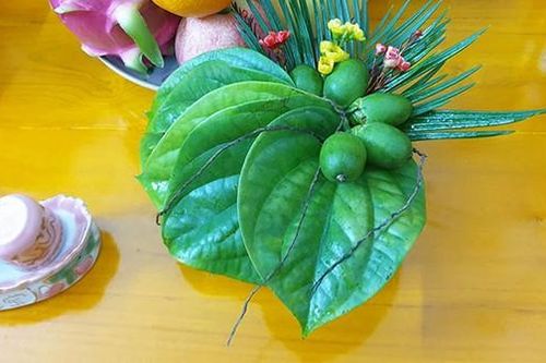 Đây mới là cách đặt trầu cau lên bàn thờ thắp hương để tránh bất hòa trong gia đình