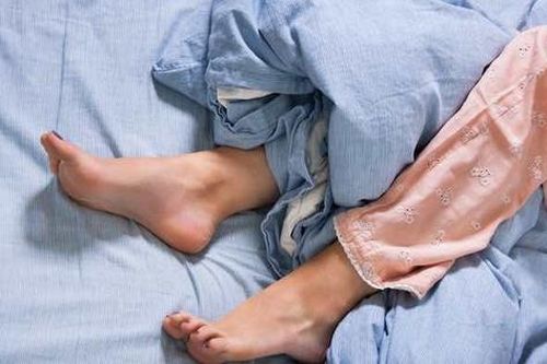 Thuốc nào dùng điều trị Hội chứng chân không nghỉ?