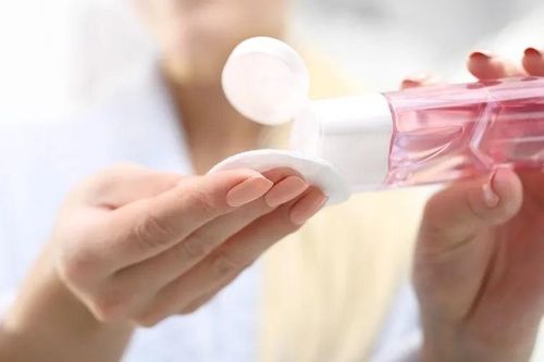 Có thực sự cần tẩy trang không?