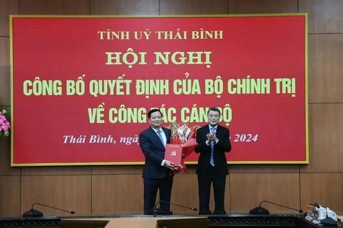 Thái Bình: triển khai quyết định của Bộ Chính trị về công tác cán bộ