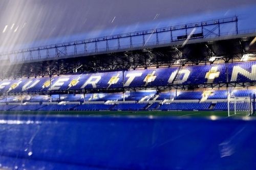 Trận Everton - Liverpool ở vòng 15 Premier League chính thức bị hoãn