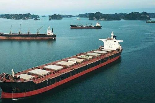 Thông tin ban đầu về vụ đắm tàu chở khách, 2 người mất tích tại khu vực Hòn Nét