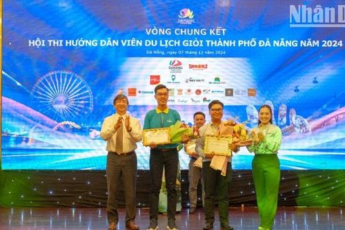 Hai giải Nhất tại cuộc thi 'Hướng dẫn viên du lịch giỏi thành phố Đà Nẵng 2024'