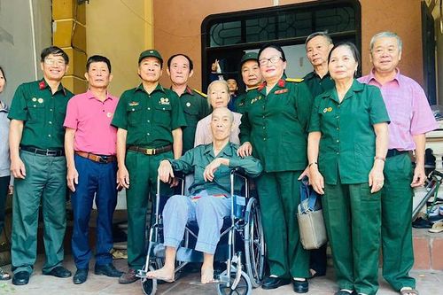 Hết lòng chăm lo cho đồng đội có hoàn cảnh khó khăn