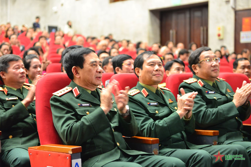Đại tướng Phan Văn Giang dự công diễn vở nhạc kịch 'Khát vọng đỏ'