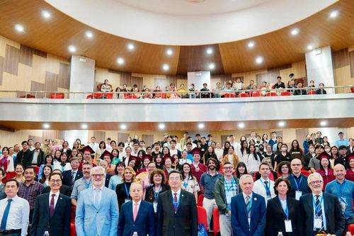 Festival Khoa học Huế 2024: Hợp tác quốc tế vì sức khỏe cộng đồng