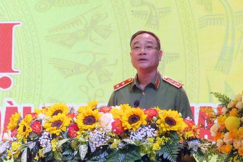 Bộ Công an: Đẩy mạnh ứng dụng khoa học công nghệ trong quản lý người nước ngoài