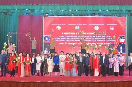 Đoàn Thanh niên Tập đoàn Dầu khí Quốc gia Việt Nam tổ chức sinh hoạt chính trị qua Vở cải lương chính luận 'Nợ nước non'